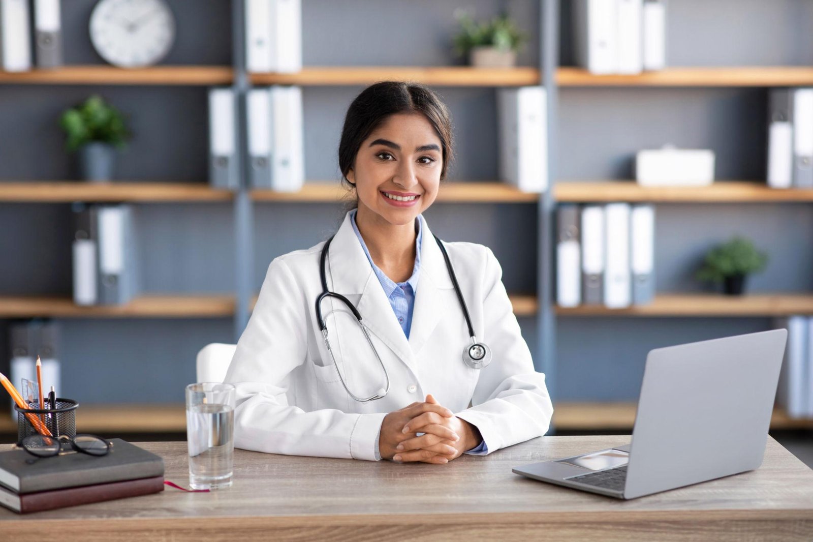 Dr. Jennifer Lee